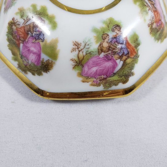 Birks Fragonard "Courting Couple" Patern Octagonal Container with Gold Trim - Picture 8 of 8